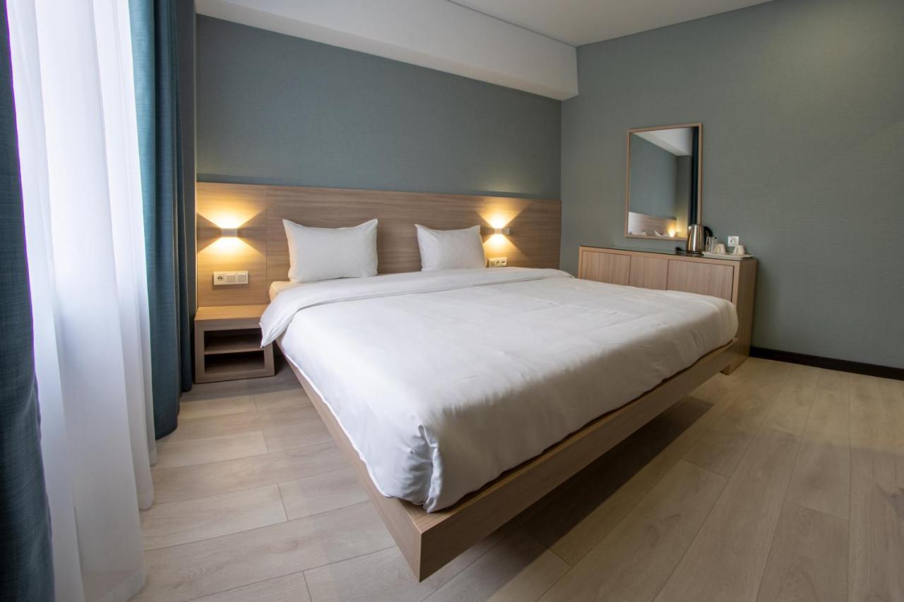 Resident Hotel Kazybek Bi Almatı Dış mekan fotoğraf