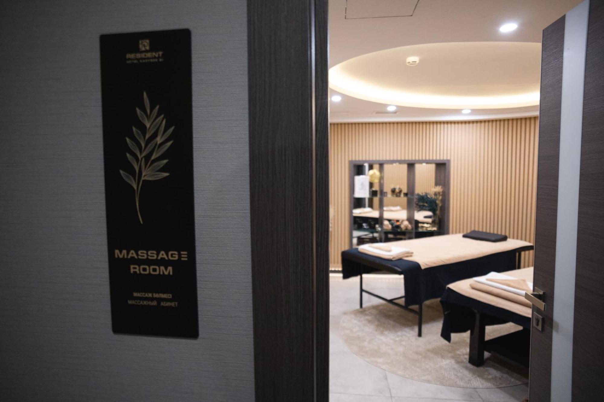 Resident Hotel Kazybek Bi Almatı Dış mekan fotoğraf