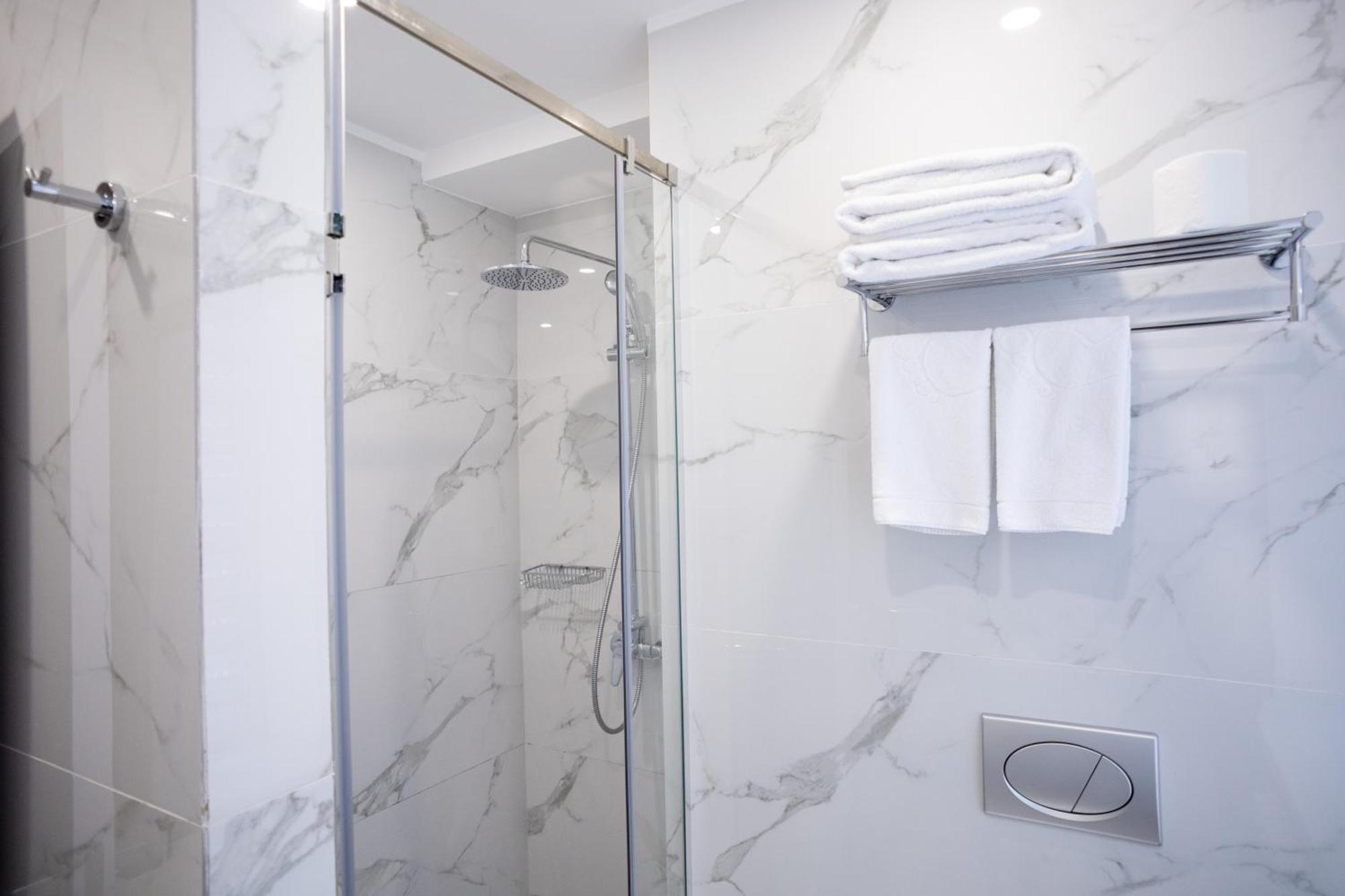 Resident Hotel Kazybek Bi Almatı Dış mekan fotoğraf